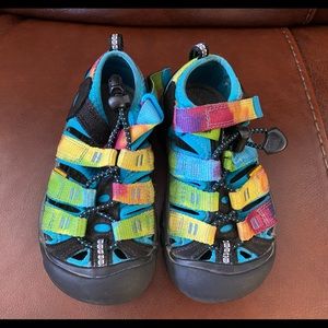 VGUC Toddler 9 Keen Sandals